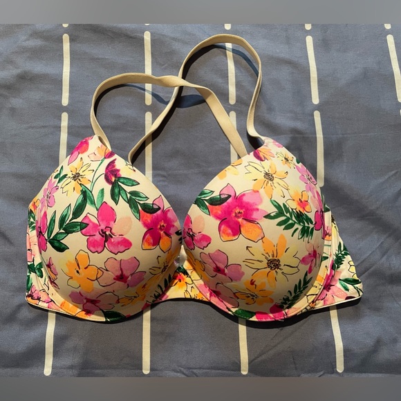 PINK Victoria's Secret Other - PINK Victoria’s Secret Wear Everywhere Push-Up Bra in Floral - 34D